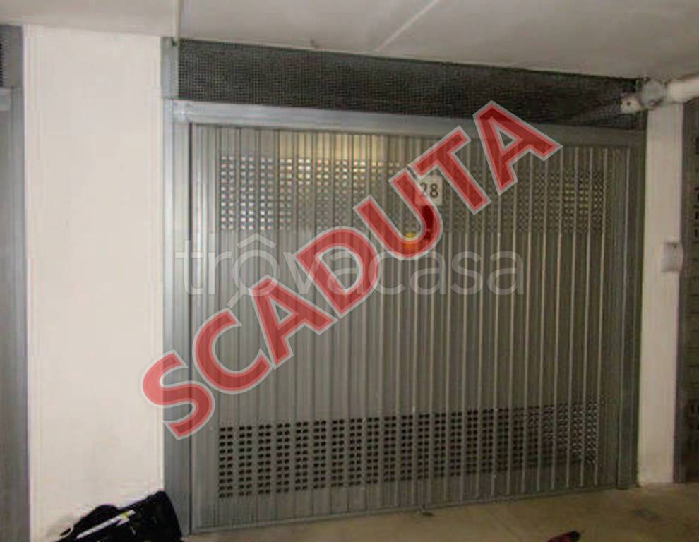 terreno edificabile in vendita a Roma in zona Torrino