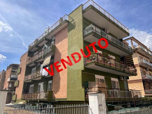 appartamento in vendita a Roma in zona Primavalle