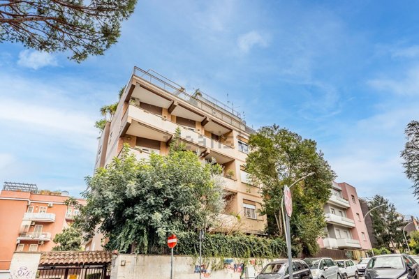 appartamento in vendita a Roma in zona Monte Sacro/Talenti