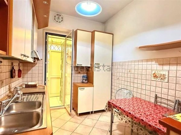 appartamento in vendita a Roma in zona Colle del Sole