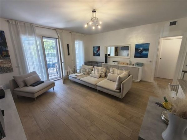 appartamento in vendita a Roma in zona Giuliano Dalmata