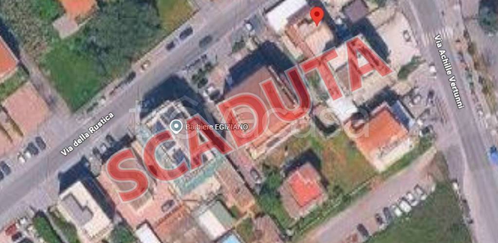 locale commerciale in vendita a Roma