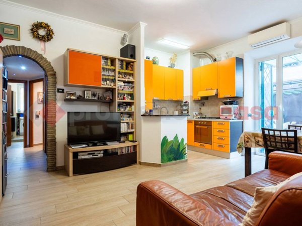 appartamento in vendita a Roma in zona Ponte Mammolo