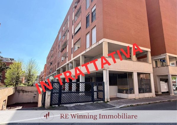 appartamento in vendita a Roma in zona Casal Monastero