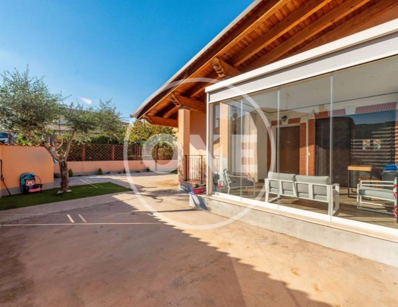 casa indipendente in vendita a Roma in zona Lunghezza