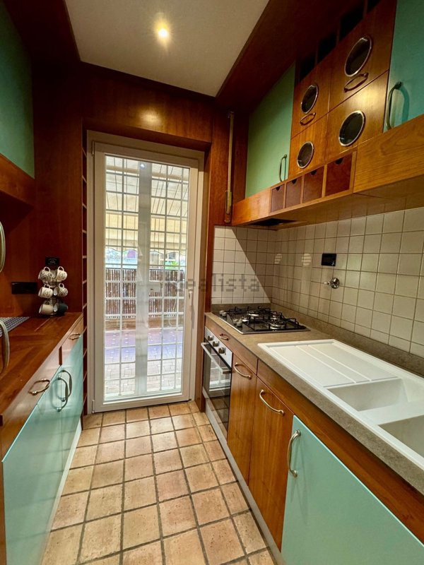 appartamento in vendita a Roma in zona Portuense