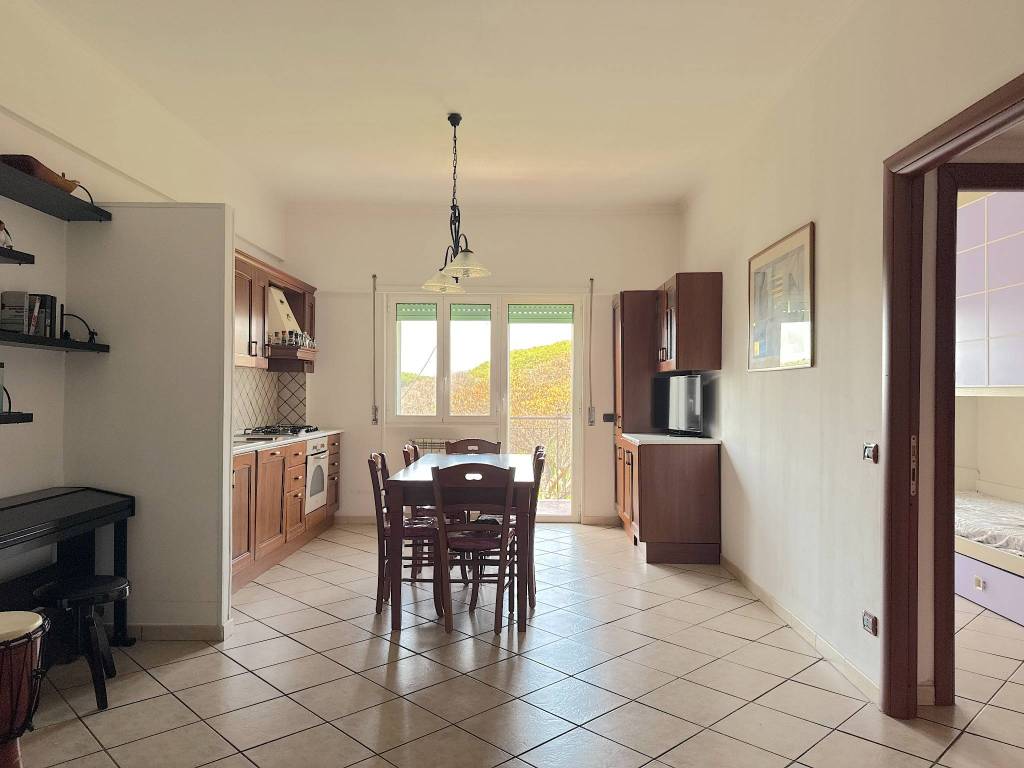 appartamento in vendita a Roma in zona Ostia