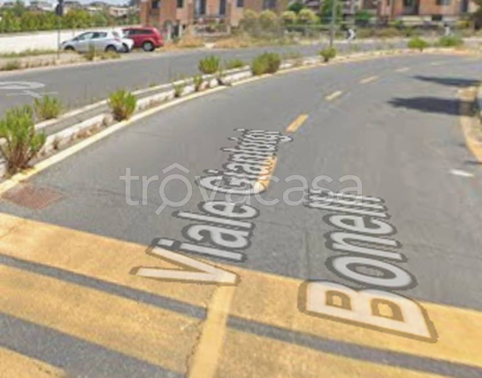 terreno edificabile in vendita a Roma in zona Mezzocammino