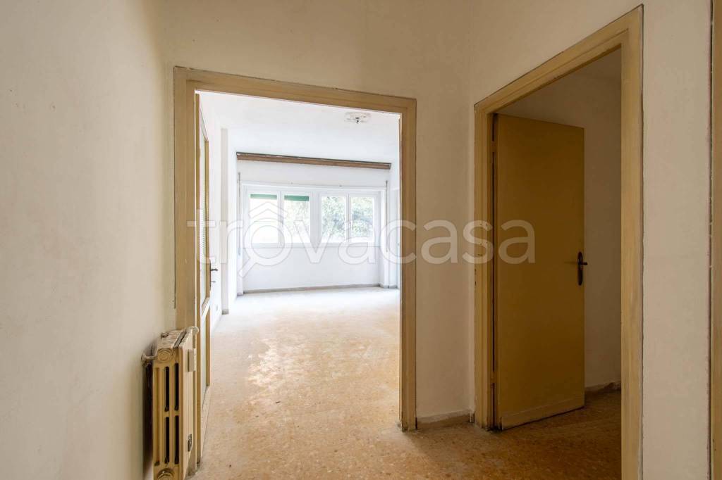 appartamento in vendita a Roma in zona Portuense