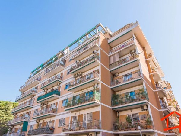 appartamento in vendita a Roma in zona Gianicolense