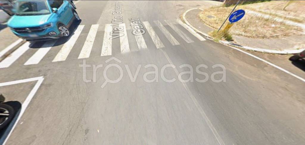 locale commerciale in vendita a Roma in zona Collatino