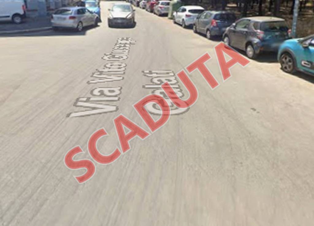 locale commerciale in vendita a Roma in zona Collatino