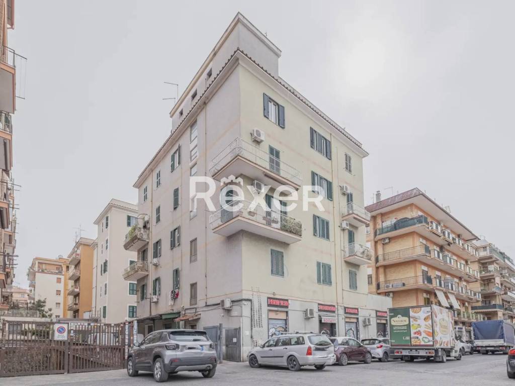 appartamento in vendita a Roma in zona Prenestino-Centocelle