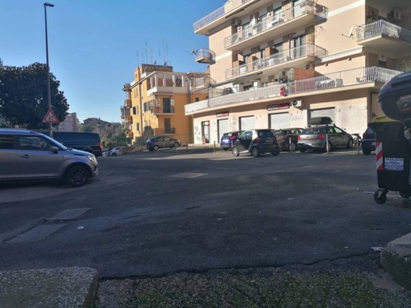 appartamento in vendita a Roma in zona Primavalle