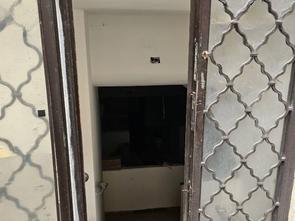 negozio in vendita a Roma in zona Rione Prati