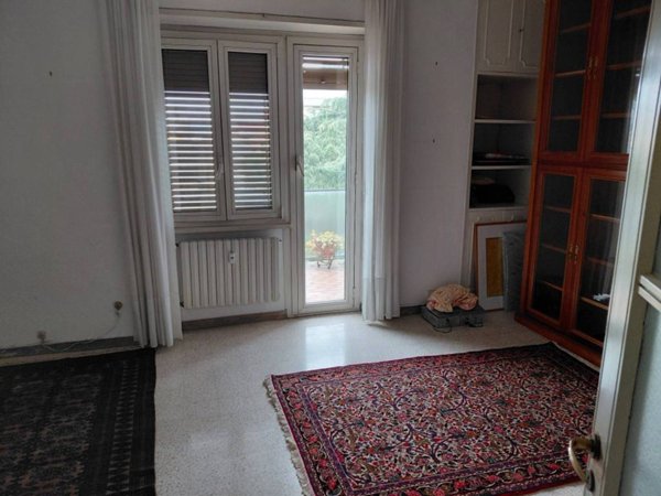 appartamento in vendita a Roma in zona Ardeatino