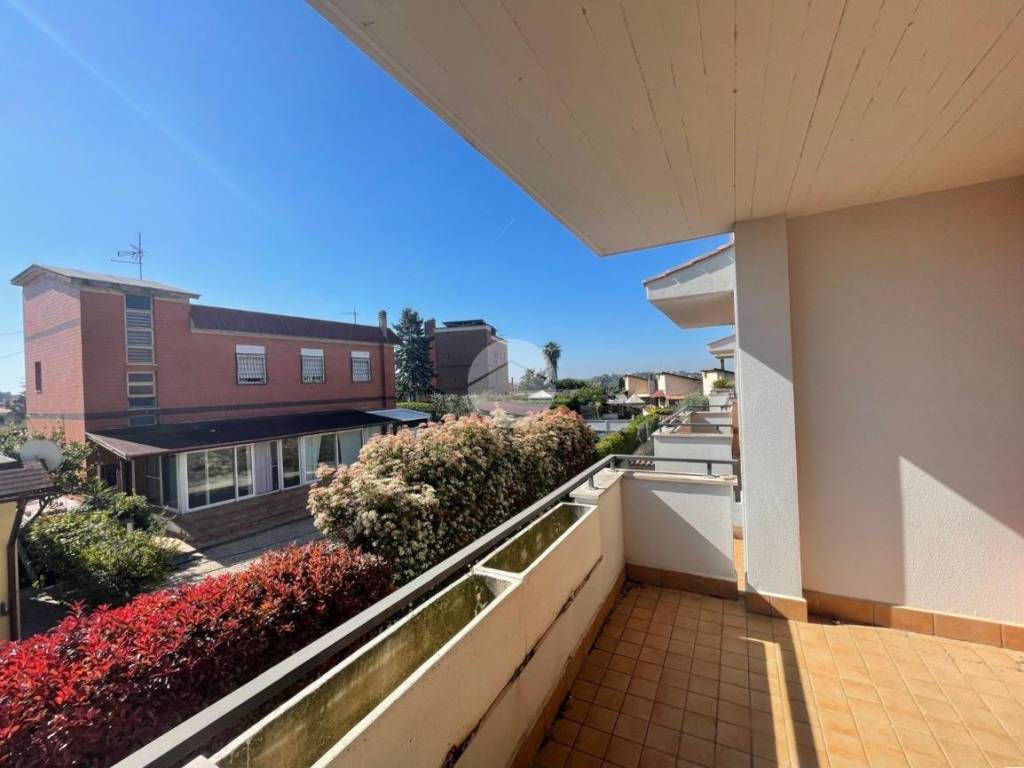 appartamento in vendita a Roma in zona Massimina/Casal Lumbroso