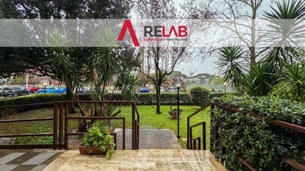 appartamento in vendita a Roma in zona EUR