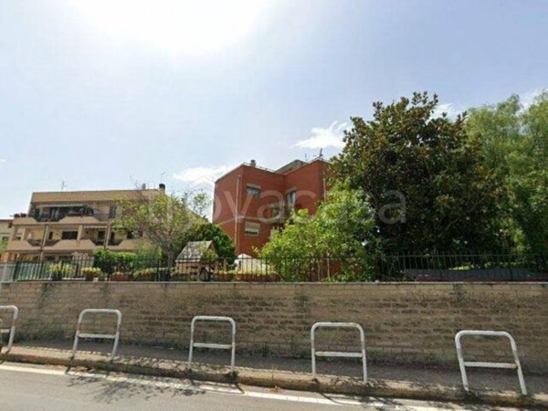 appartamento in vendita a Roma in zona Massimina/Casal Lumbroso