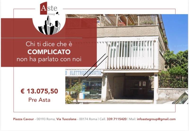 appartamento in vendita a Roma in zona Ardeatino