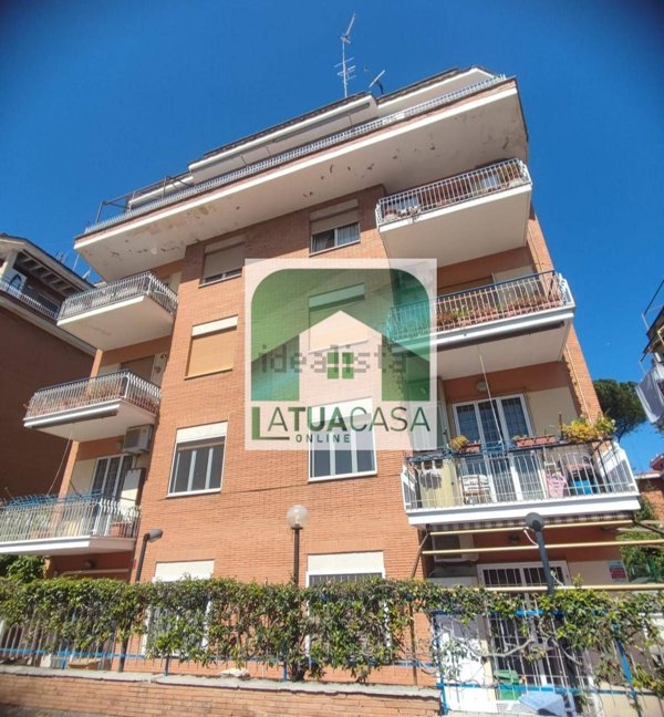 appartamento in vendita a Roma in zona Portuense