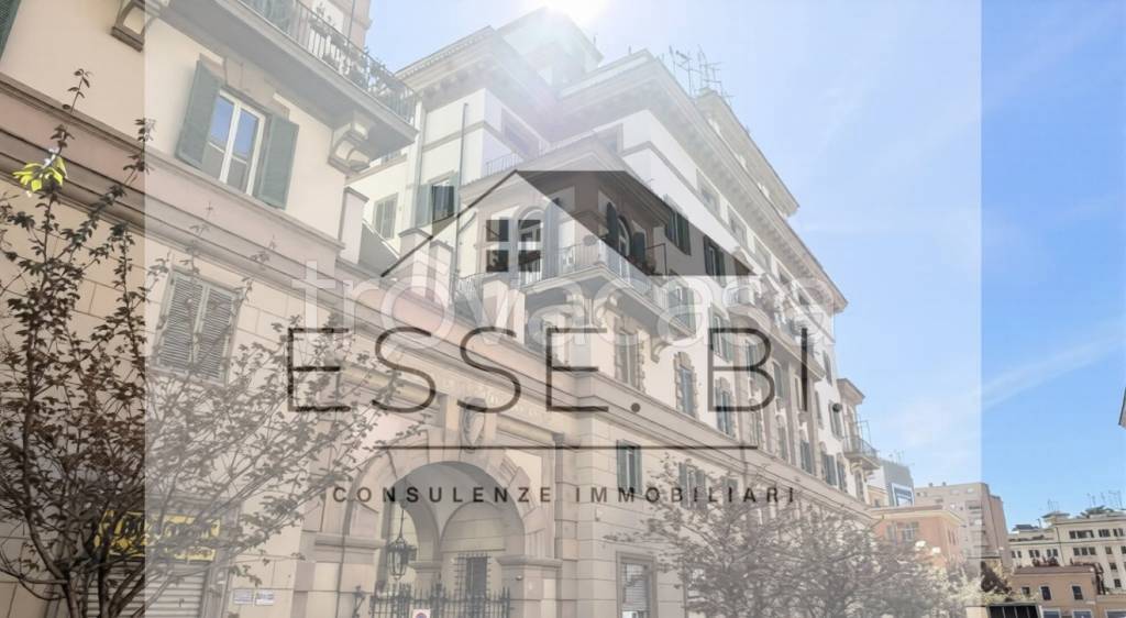 appartamento in vendita a Roma in zona Tuscolano