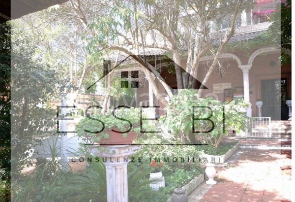 appartamento in vendita a Roma in zona Infernetto