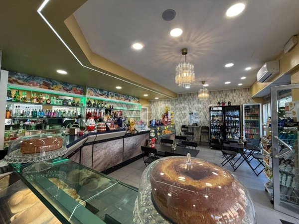 negozio in vendita a Roma in zona Ostia