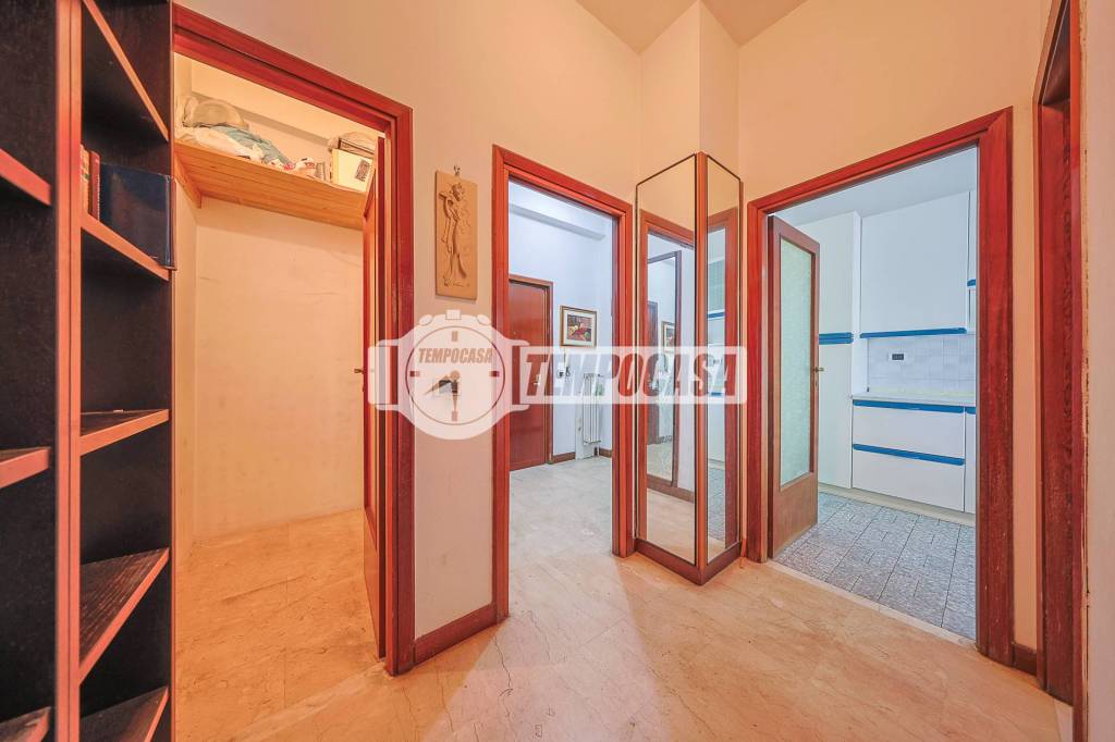 appartamento in vendita a Roma in zona Prenestino-Labicano