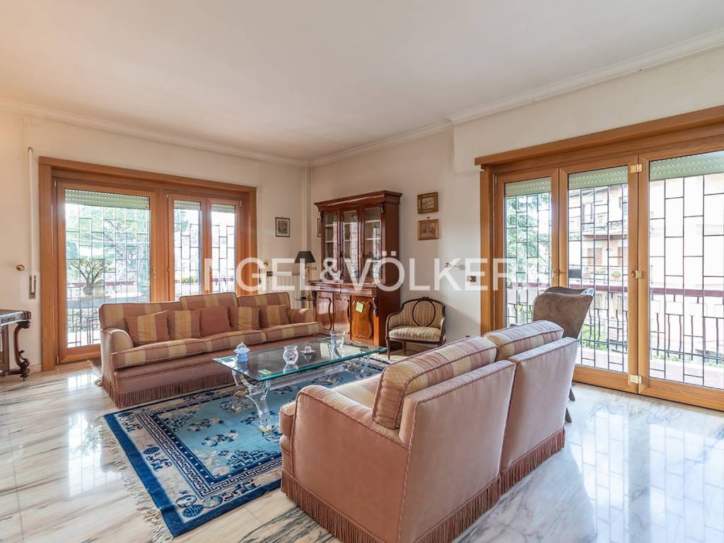 appartamento in vendita a Roma in zona Portuense