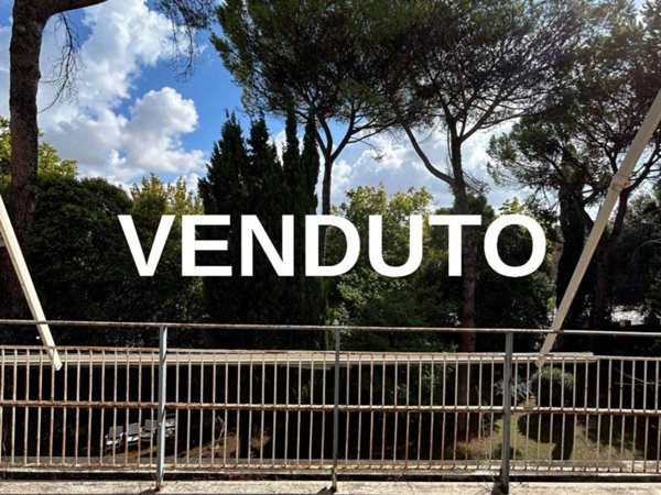 appartamento in vendita a Roma in zona San Saba - Ripa