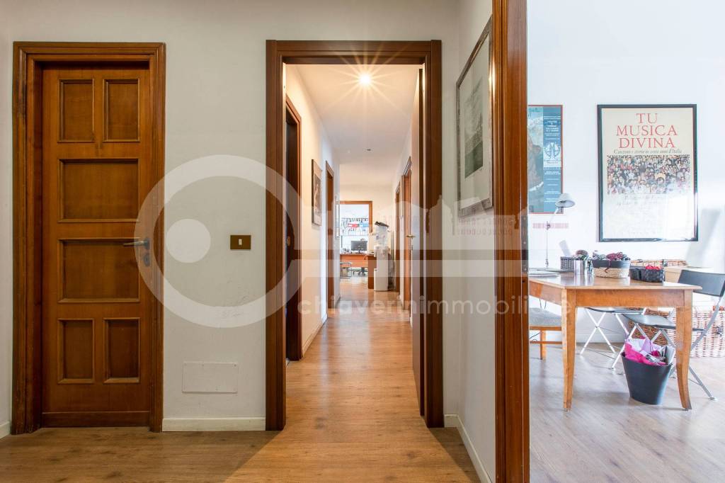 appartamento in vendita a Roma in zona Ardeatino