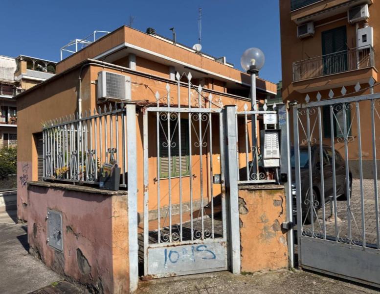 appartamento in vendita a Roma in zona Primavalle