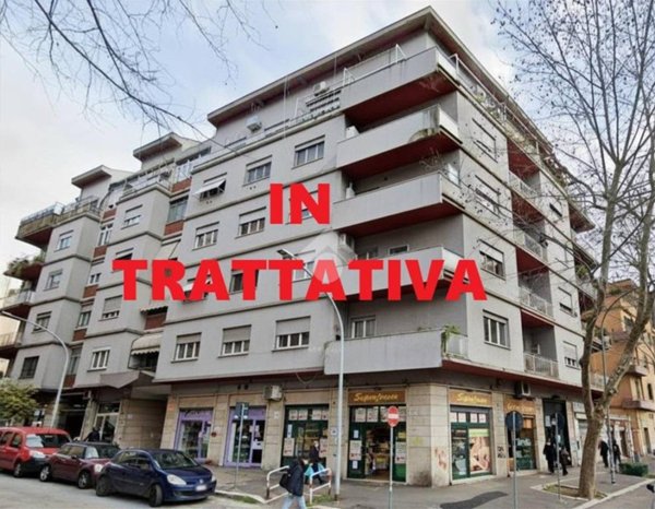 appartamento in vendita a Roma in zona Appio Latino