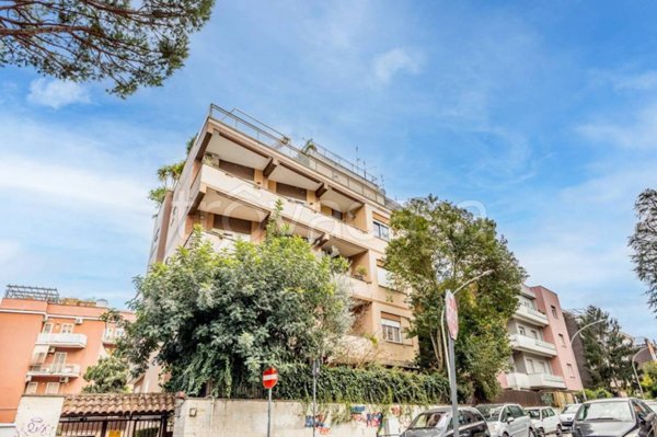 appartamento in vendita a Roma in zona Monte Sacro/Talenti