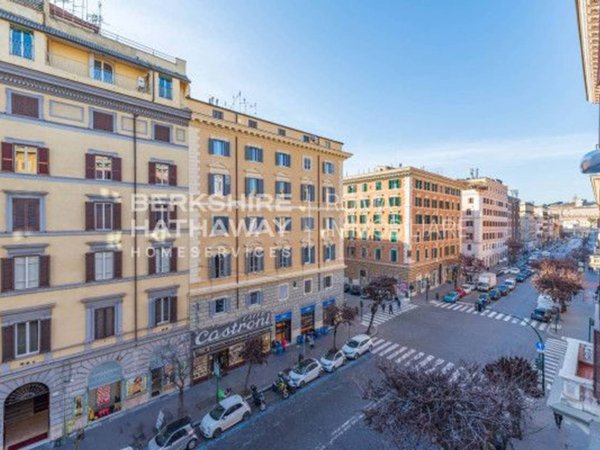 appartamento in vendita a Roma in zona Campo Marzio