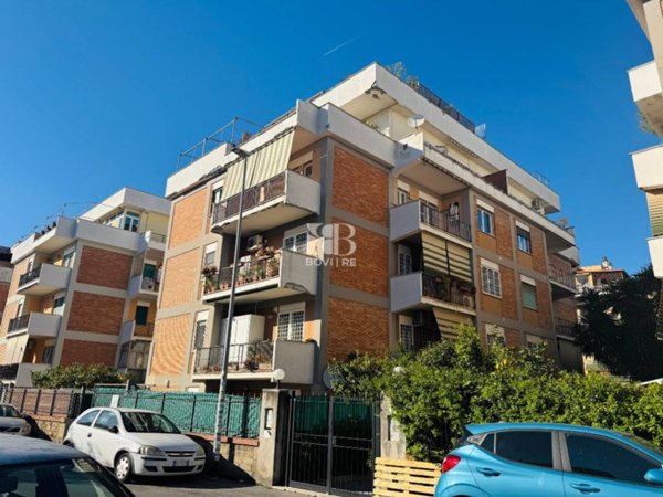 appartamento in vendita a Roma in zona Torrevecchia