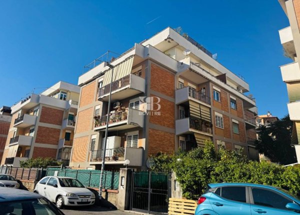 appartamento in vendita a Roma in zona Primavalle