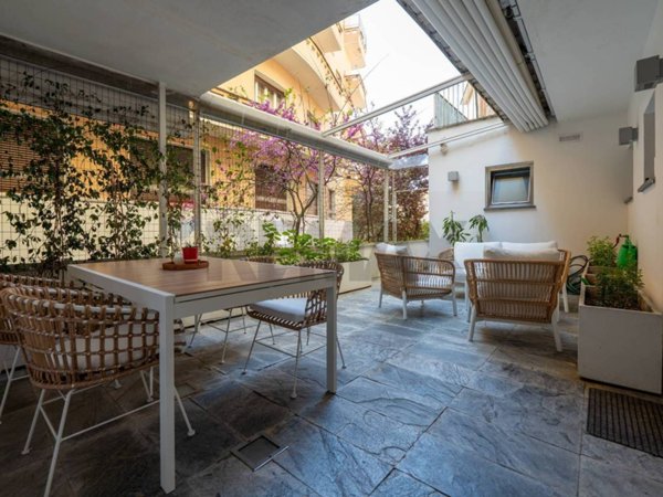 casa indipendente in vendita a Roma in zona Parioli