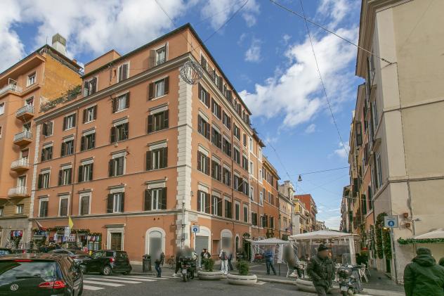 appartamento in vendita a Roma in zona Rione Borgo