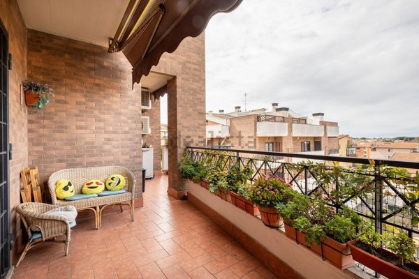 appartamento in vendita a Roma in zona Finocchio