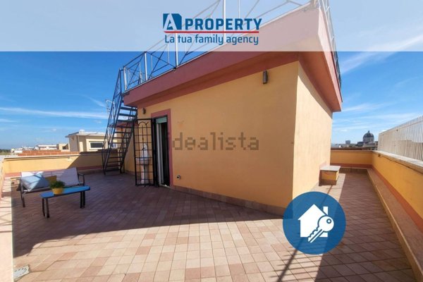 appartamento in vendita a Roma in zona Ostia