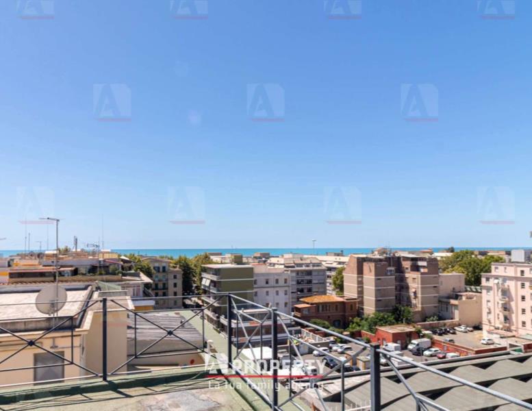 appartamento in vendita a Roma in zona Ostia