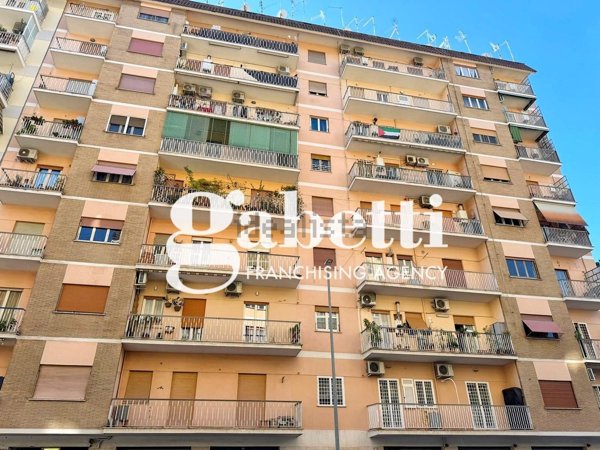 appartamento in vendita a Roma in zona Collatino