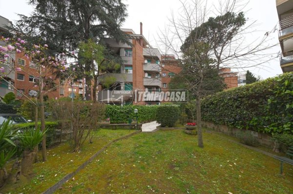 appartamento in vendita a Roma in zona Grottarossa