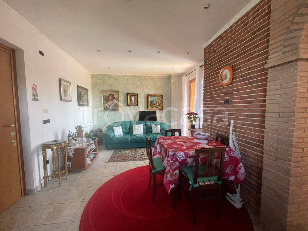 casa indipendente in vendita a Roma in zona Dragona/Bagnoletto