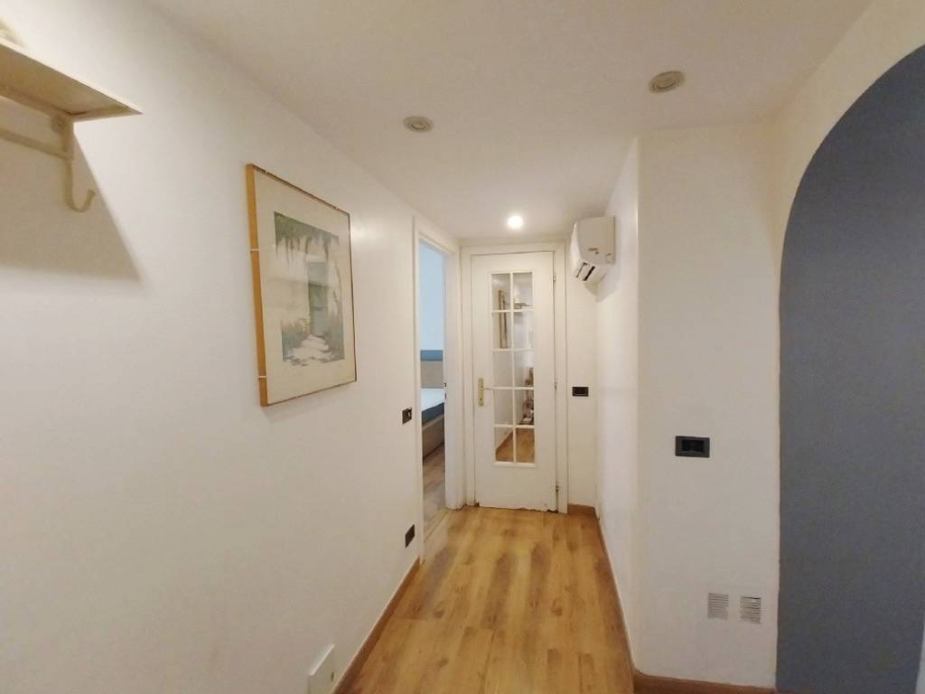 appartamento in vendita a Roma in zona Prenestino-Labicano