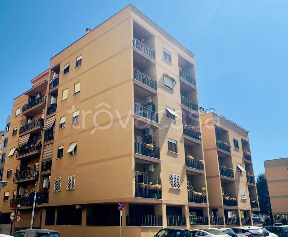 appartamento in vendita a Roma in zona Ponte Mammolo