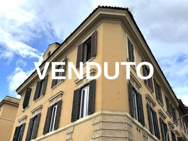 appartamento in vendita a Roma in zona Ostiense