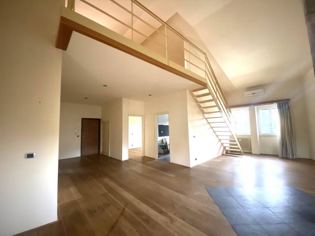 appartamento in vendita a Roma in zona Giuliano Dalmata